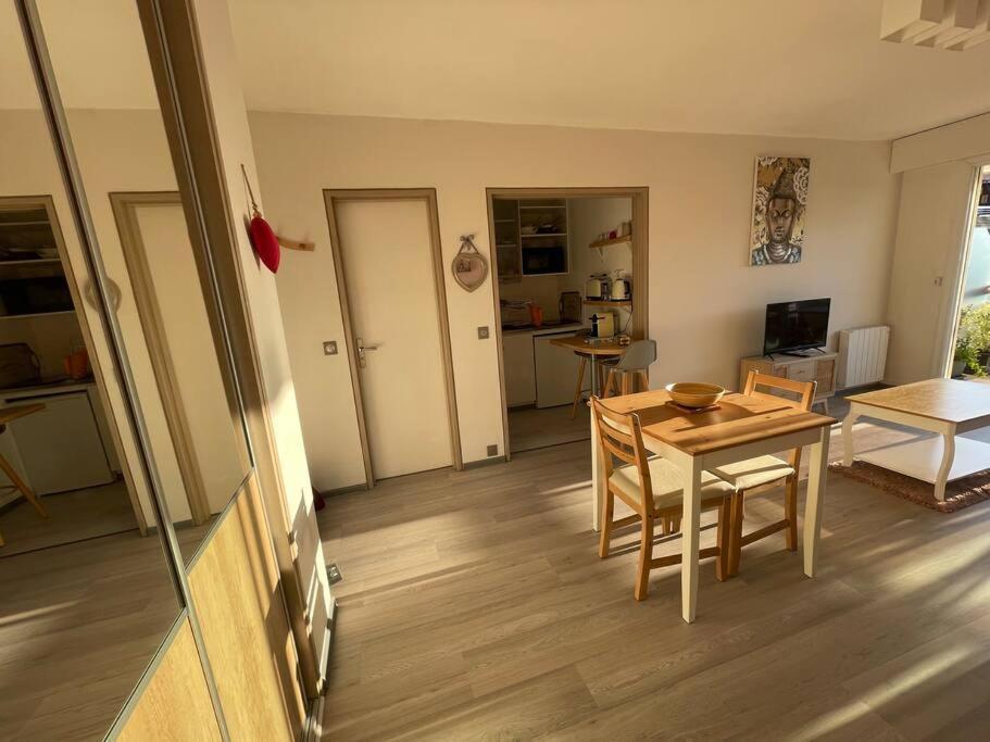Petit Studio Zen Avec Parking Gratuit Reserve Houlgate Exteriör bild